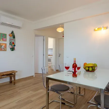 Tropical Hideaway W/ Pool By Lovelystay Apartamento Portimão